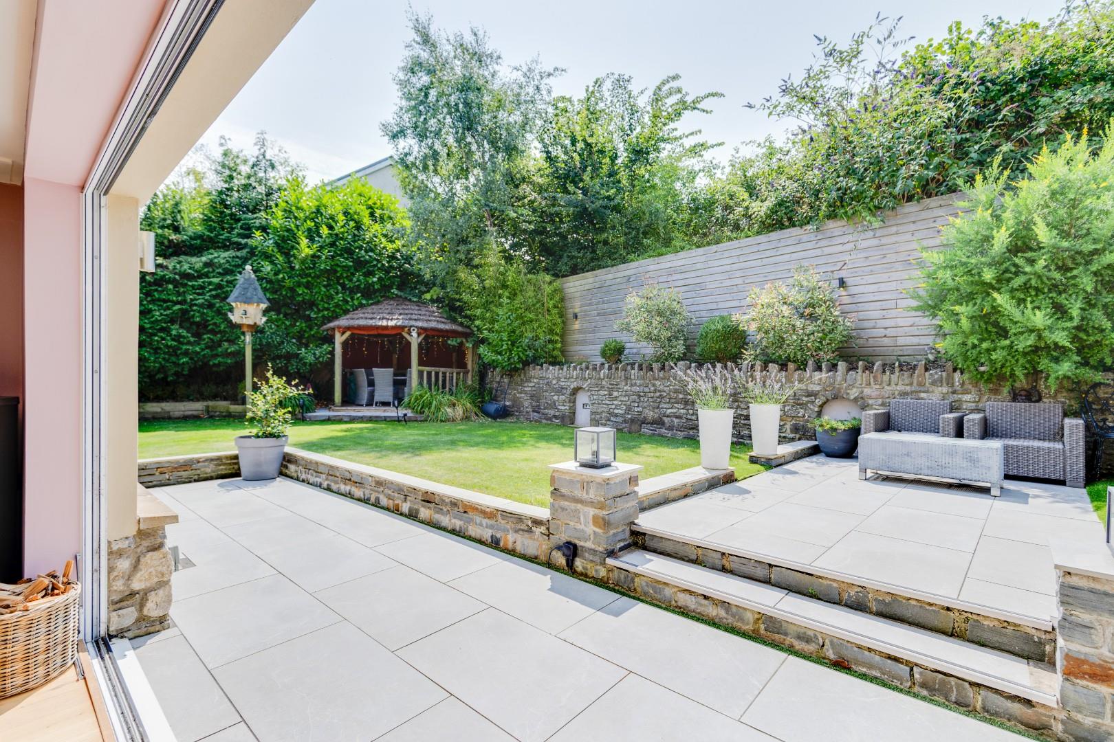 Foxleigh House, Trerhyngyll, Nr Cowbridge, Vale Of Glamorgan, CF71 7TN